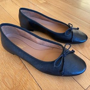 Martha Stewart for Aerosoles Black Ballet Flats